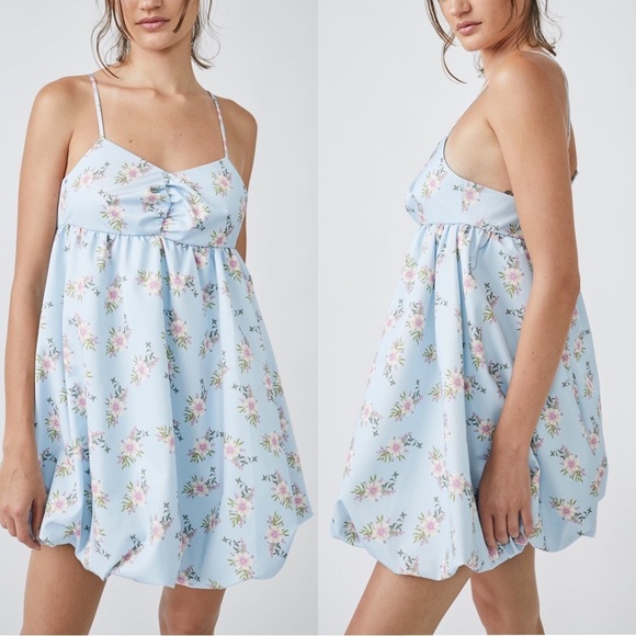 Free People Dresses & Skirts - FREE PEOPLE In A Bubble Floral Mini Dress